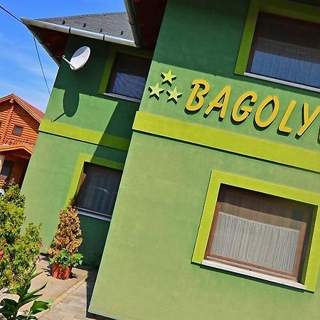 Medora Park - Bagolyvar Apartmanhaz Гардонь Екстер'єр фото